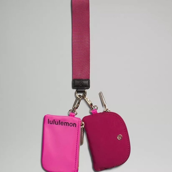 NEW LULULEMON Dual Pouch Wristlet - Picture 15 of 15